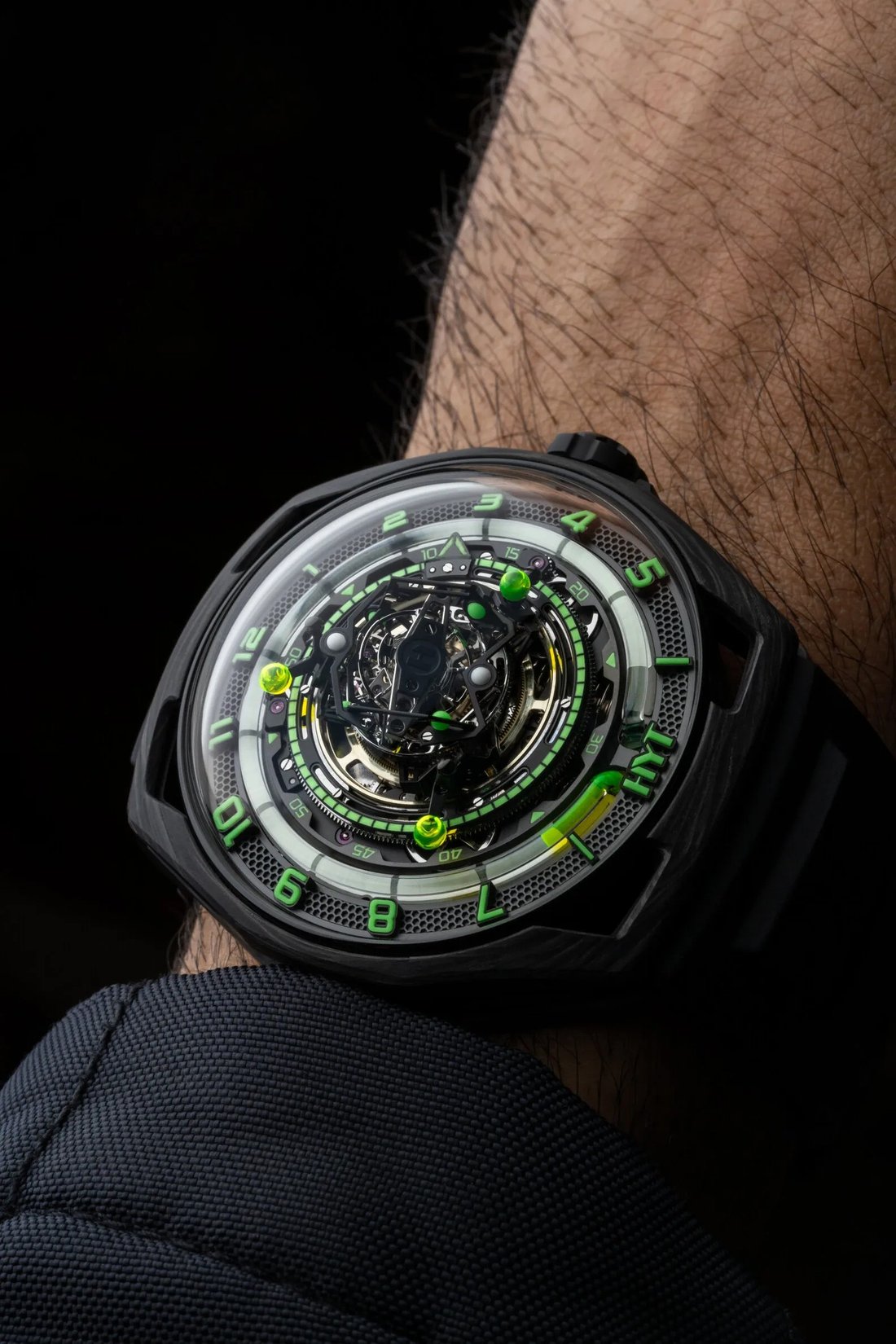 HYT Conical Tourbillon Black Eklipse