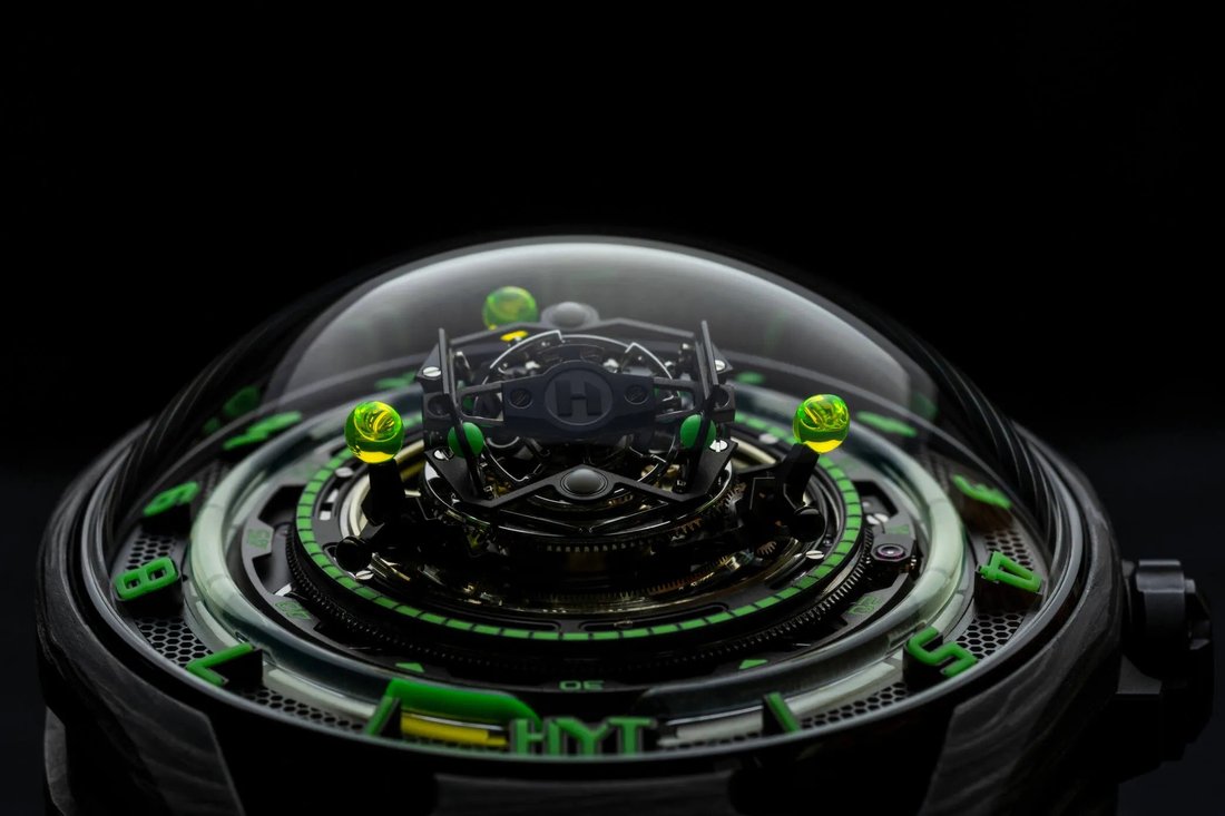 HYT Conical Tourbillon Black Eklipse