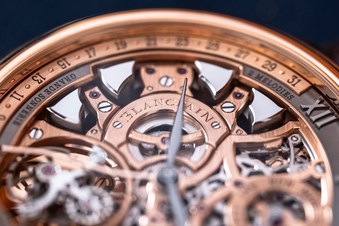 Blancpain Grande Double Sonnerie, pembe altin kalibre detayi