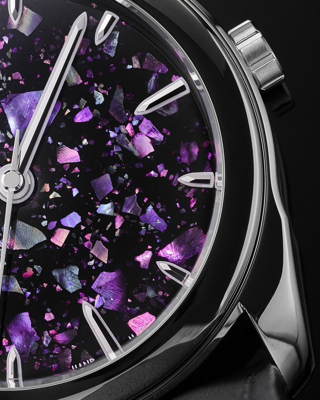 Awake Son Mai Fragments Pink dial