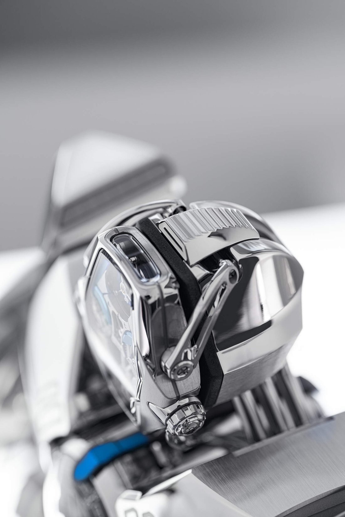 MB&F HM12 The Guardian, blue