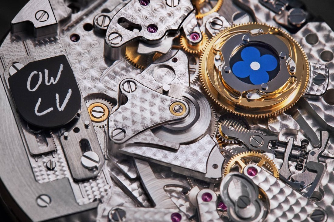 Louis Vuitton Tambour Einstein Automata Movement Detail