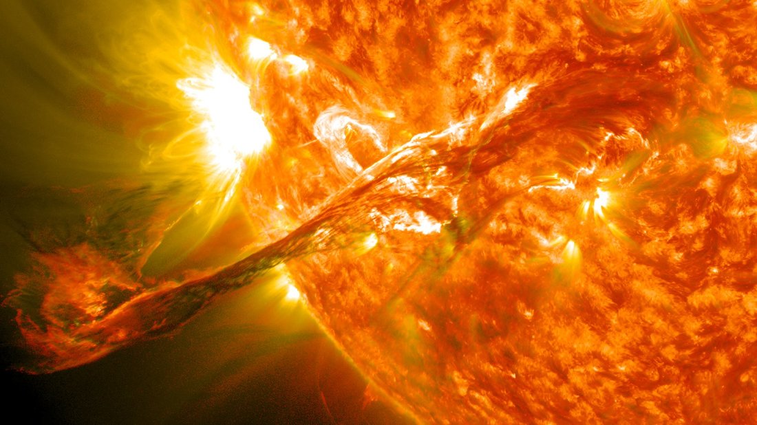 Gunes patlamasi CME - NASA SDO