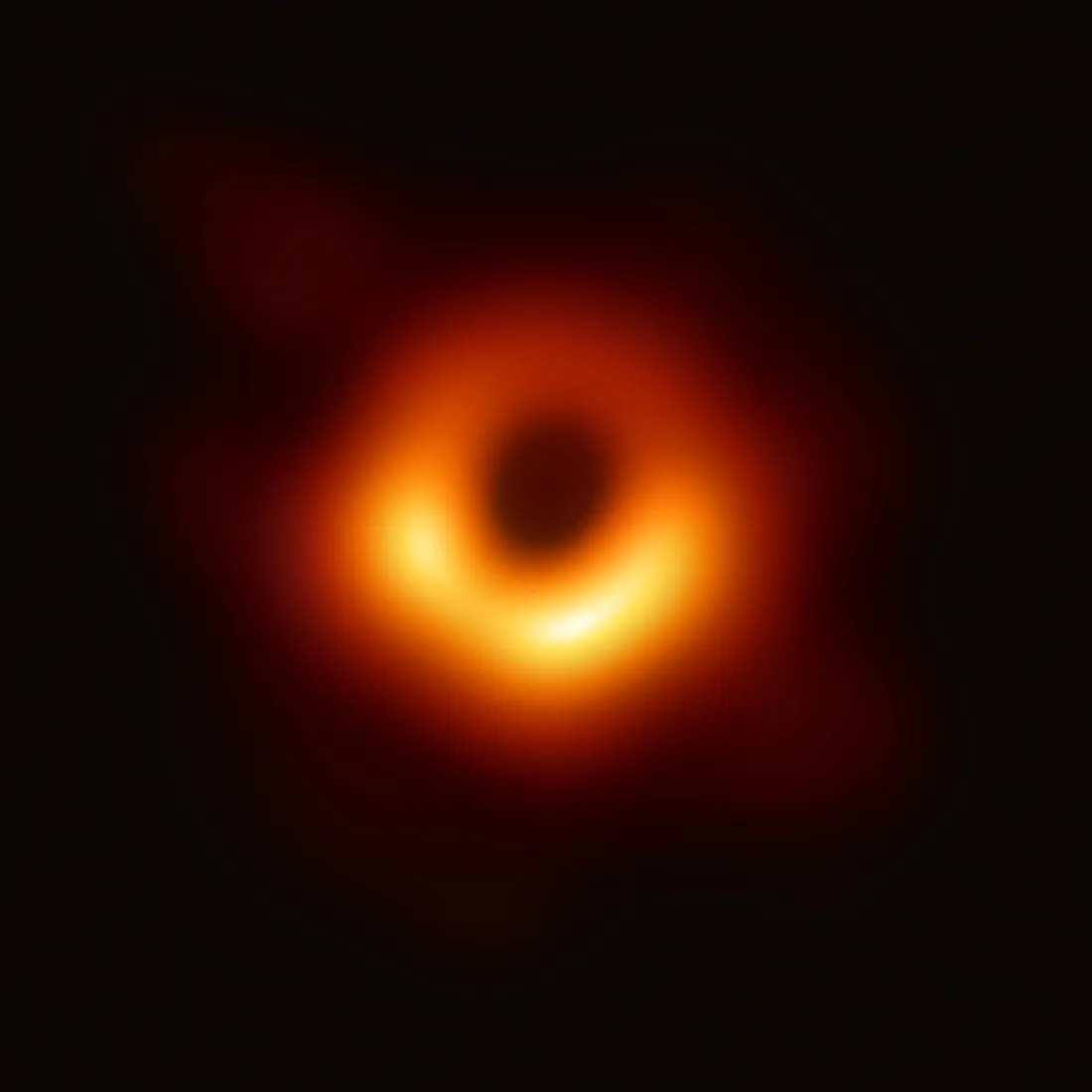 M87 Karadeliği