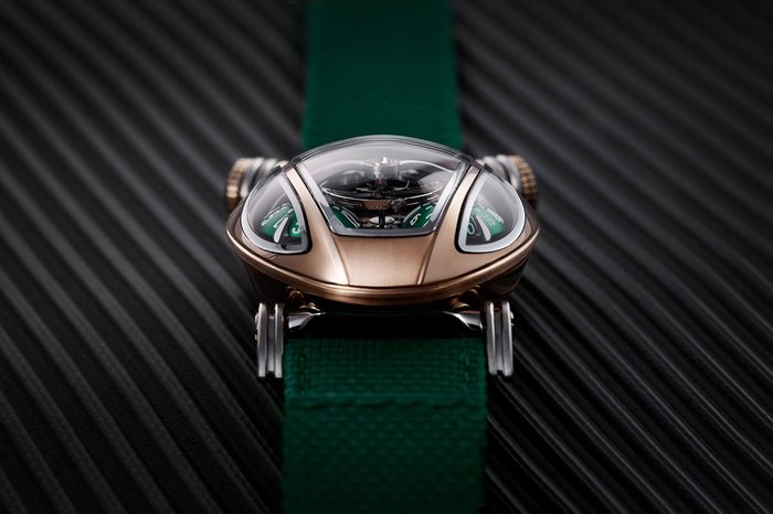 Bvlgari x MB&F Serpenti - pembe altin, yesil gozler
