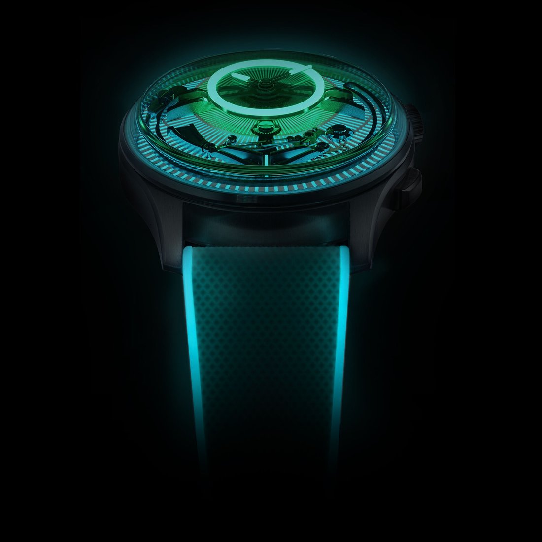 Christopher Ward C1 Bel Canto Lumière, parıltı